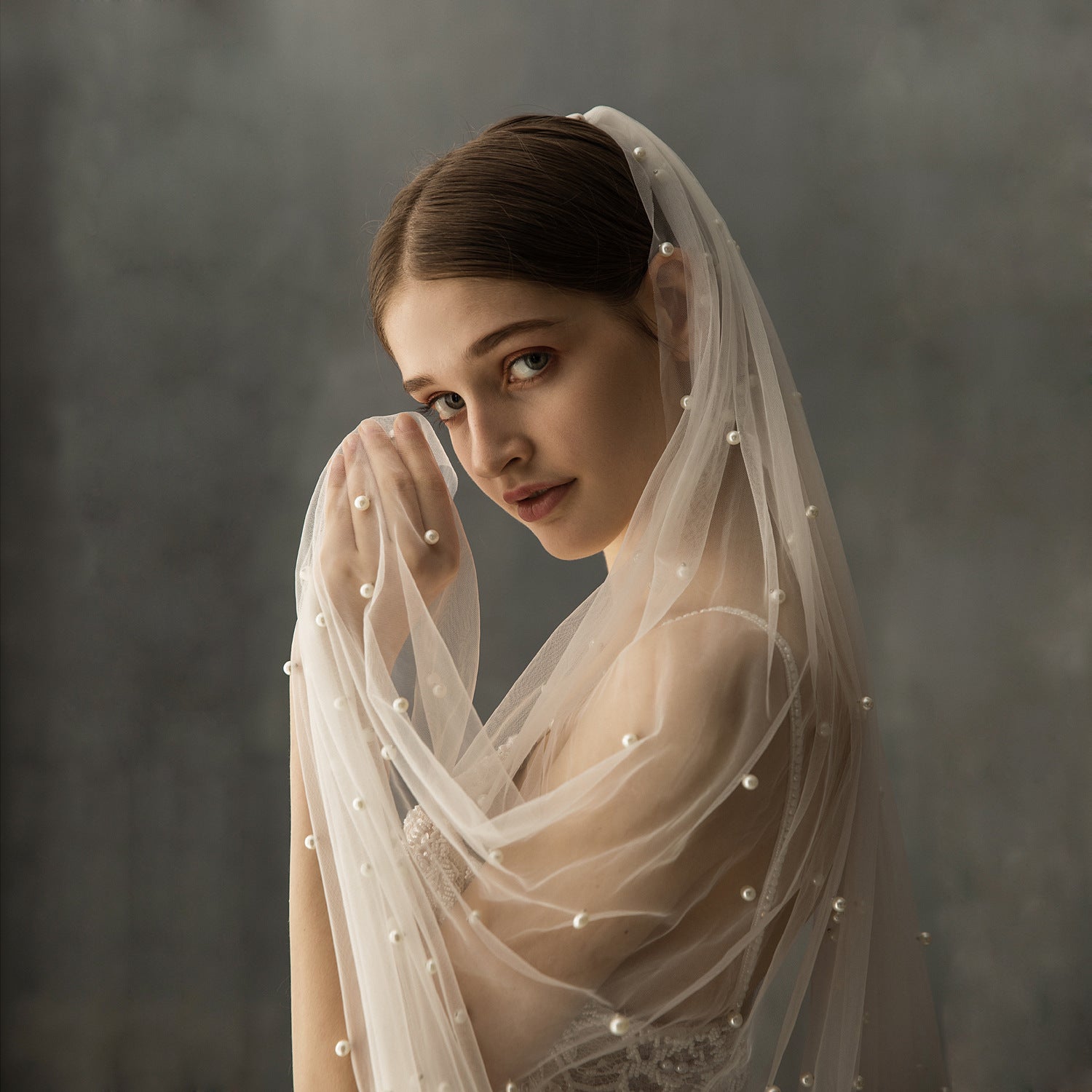 Hand Sewn Hair Comb Pearl Long Tail Soft Yarn Veil