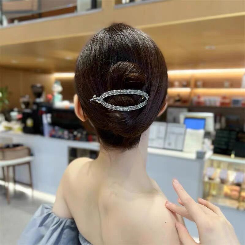 Sparkling Delicate Round Curved Hair Buckle Clip