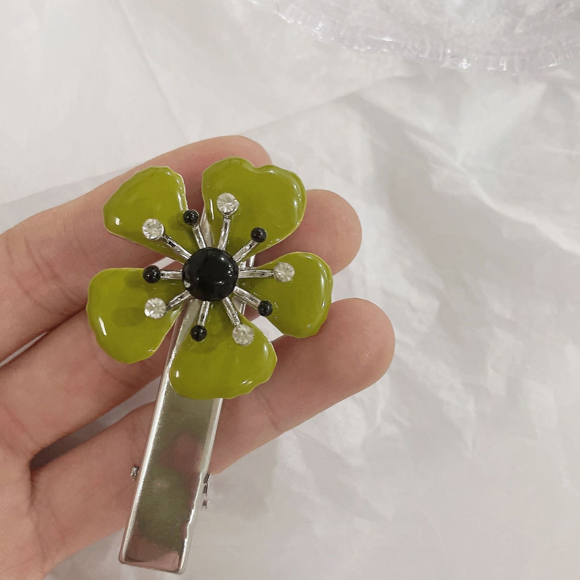 Oil Drop Green Simple Three-dimensional Flower Hairpin Niche Sense Of Luxury