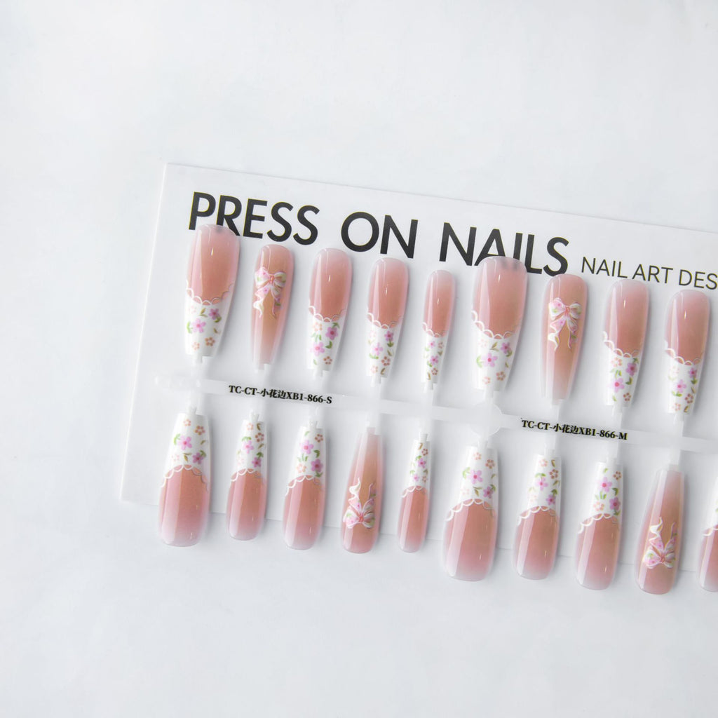 Small Floral Wear Prefabricated Nail Tip Long Ladder Velvet Seal Layer White
