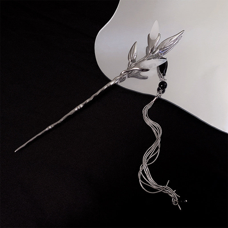 Advanced Bamboo Leaf Jade Crystal Snake Bone Chain