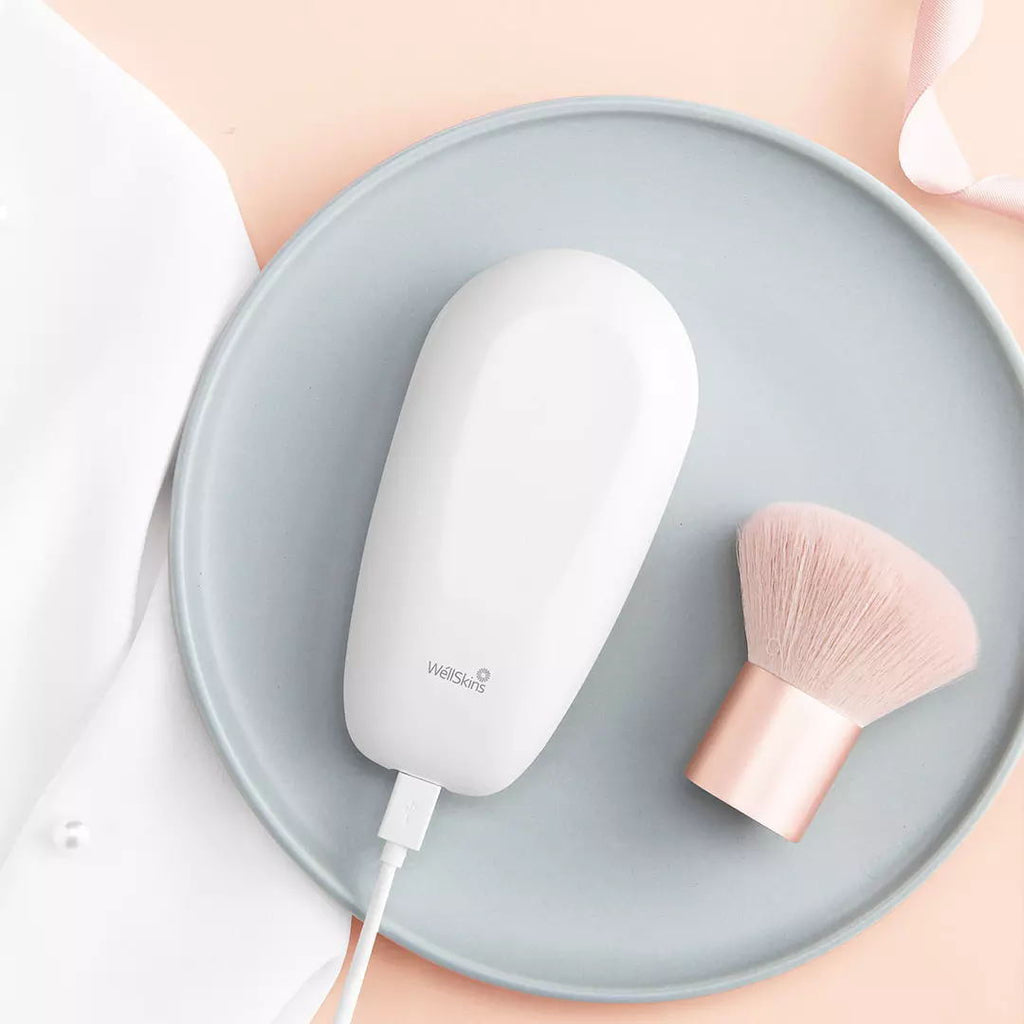 Smart Negative Ion Hair Care Can Be Stored And Rechargeable Portable Hairdressing Comb