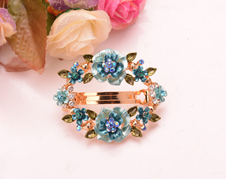 Fashionable hollow clip with colored diamond