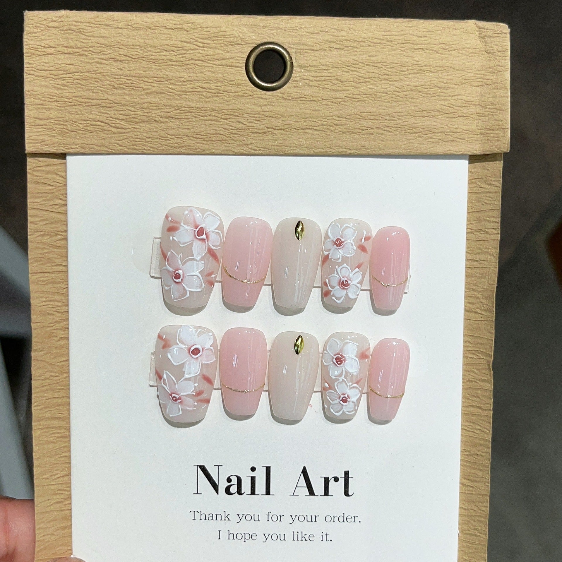 Handmade Nail Art Stickers To Create A Refined Complexion-enhancing And Elegant Look