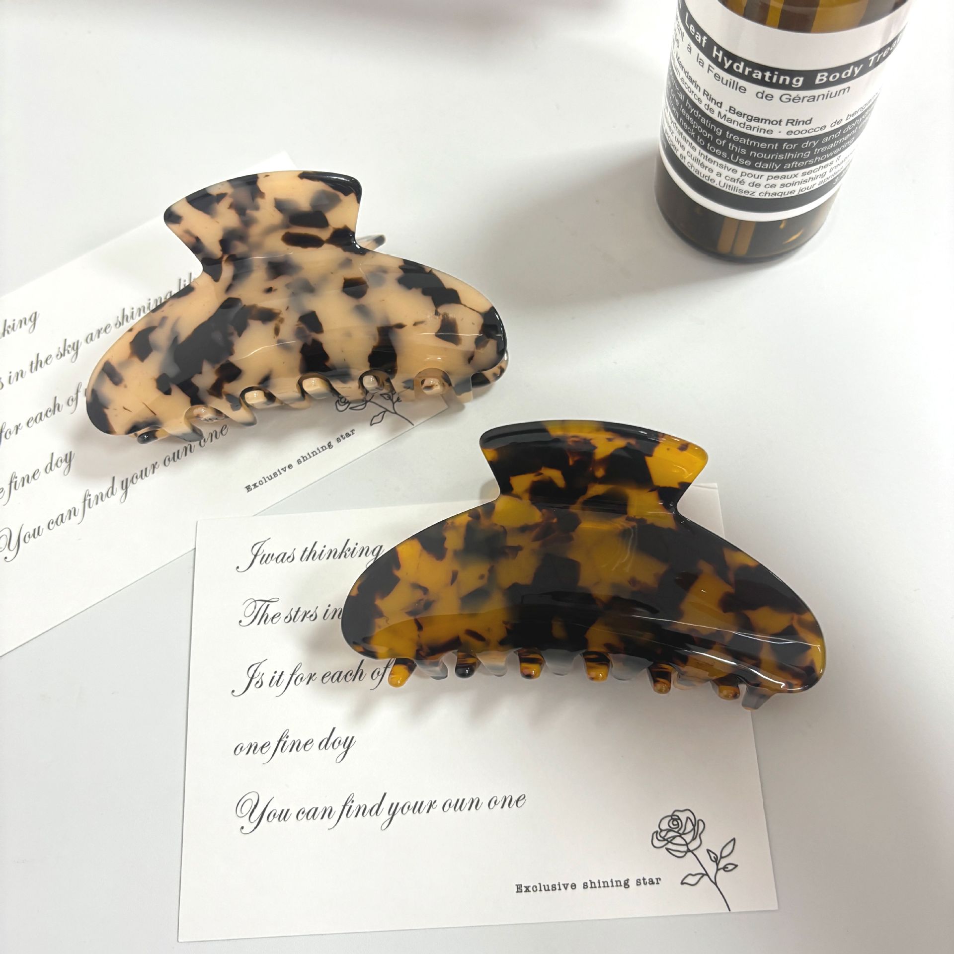 Women's Versatile Retro Leopard Print Simple And High-end Grip Clip