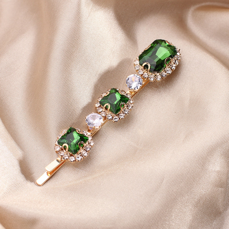 Green zircon hairpin light