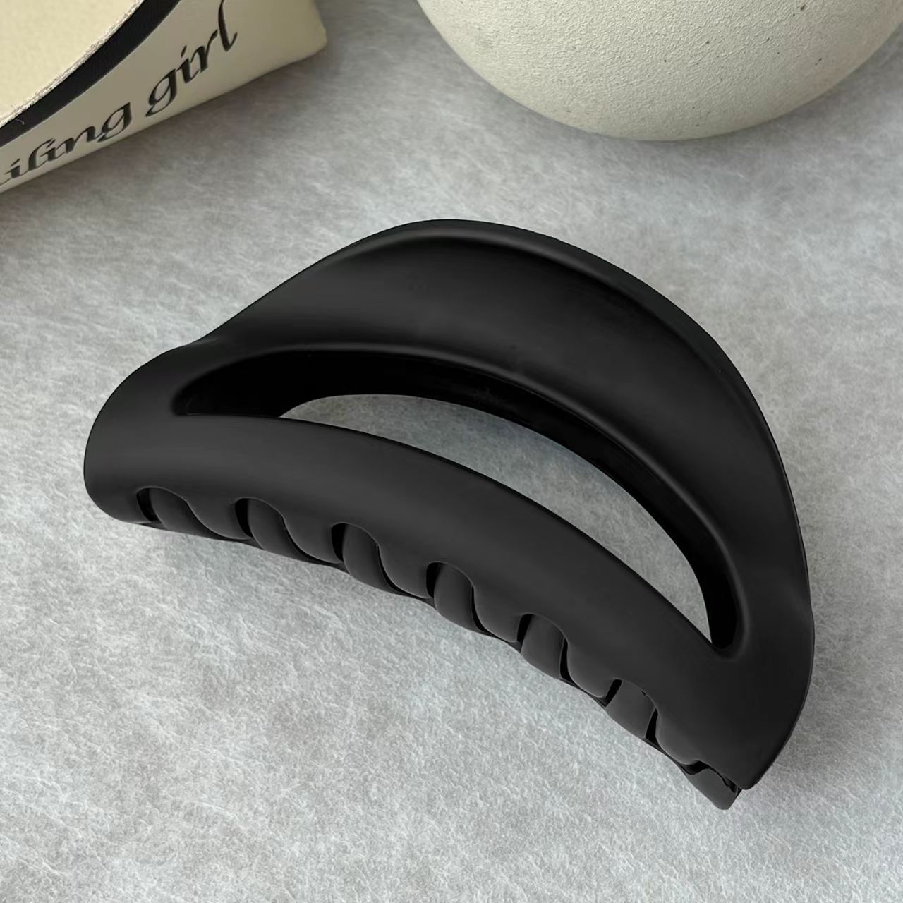 Shark Clip Hair Clip Thats Gentle On The Scalp For Women