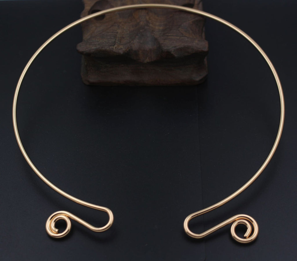 Color-preserving Electroplating Antique Film And Television Collar