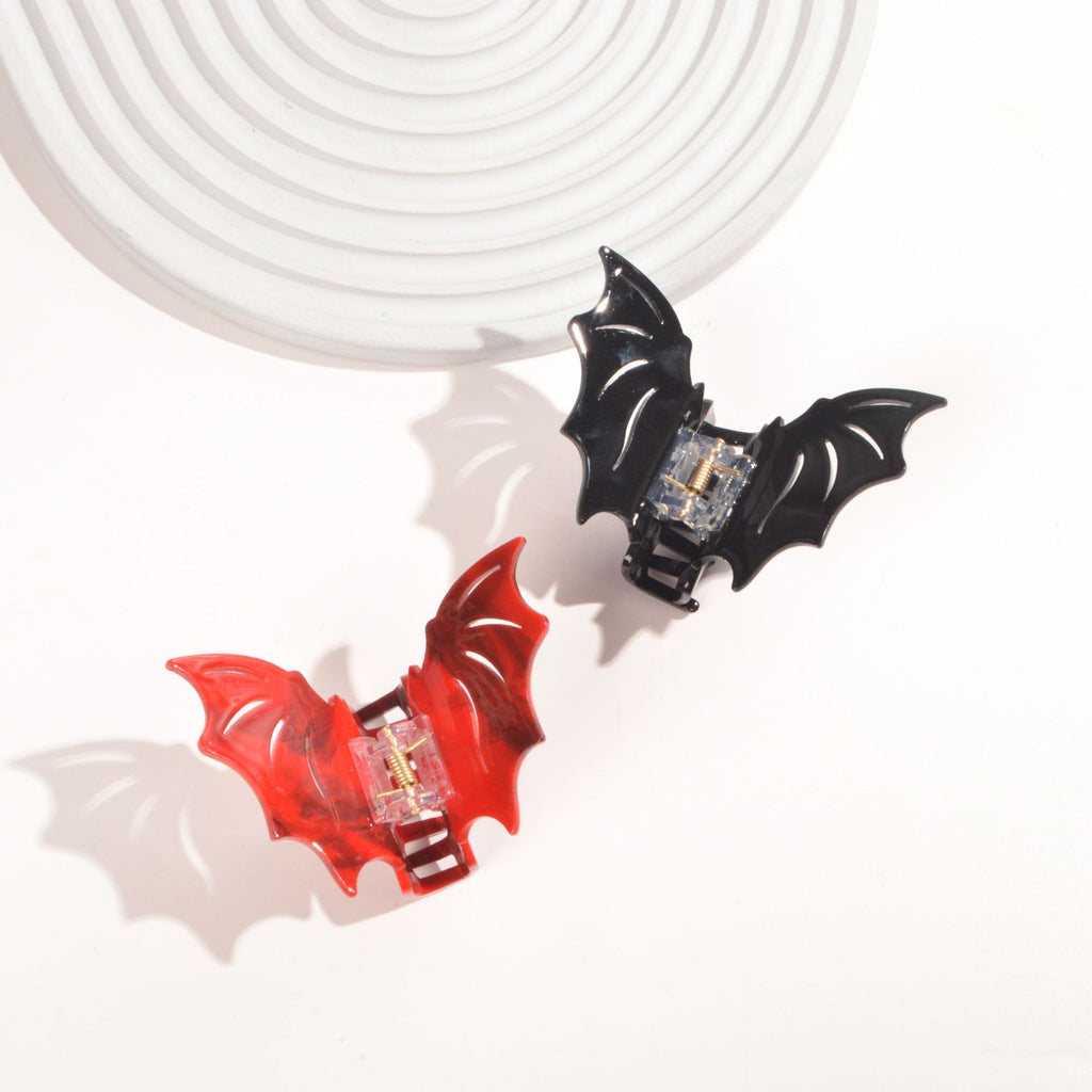Acetic Acid Clasp Bat Fashion