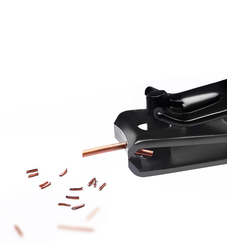 Pedicure knife and nail clippers set