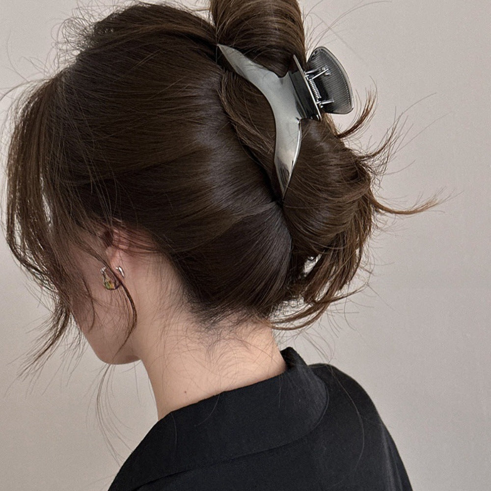 Alloy Handmade Geometric Grip Women's