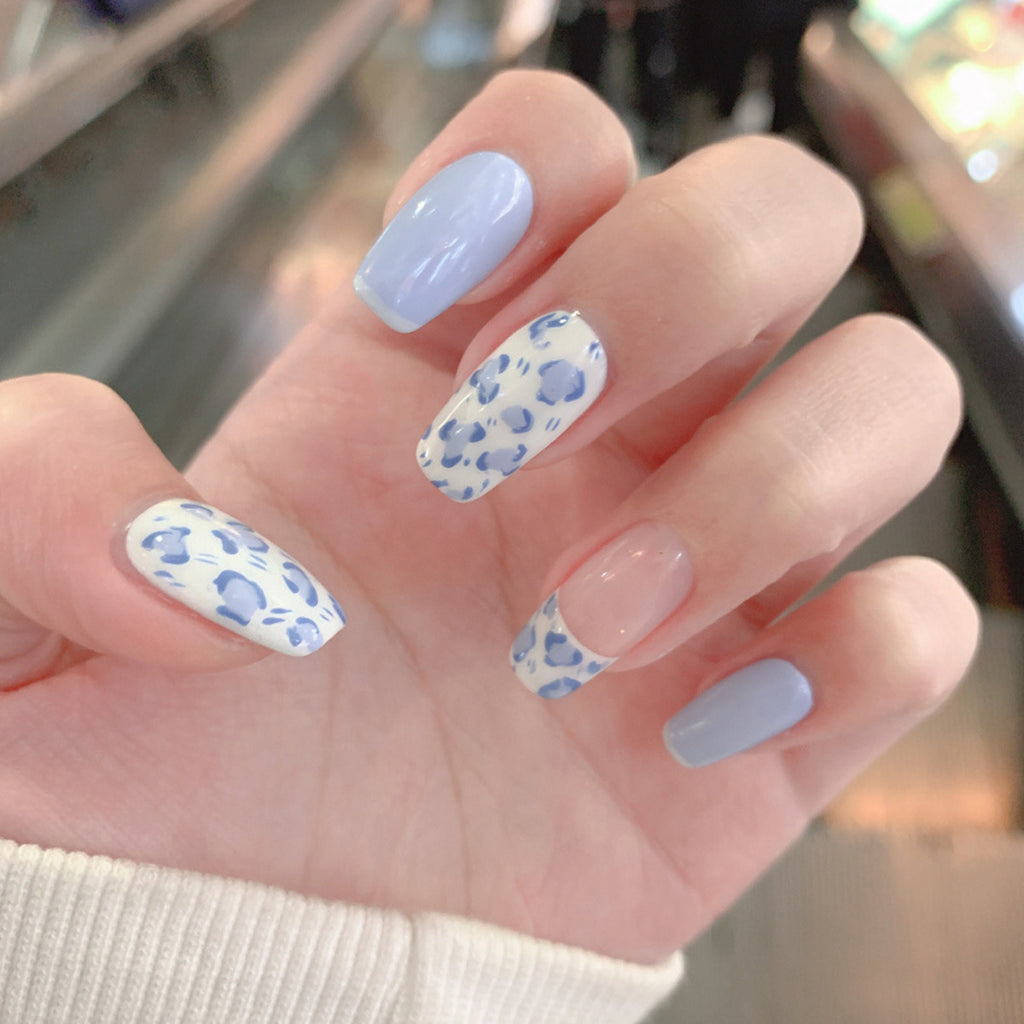 Cream White Baby Blue Short Ballet Fake Nail Patch