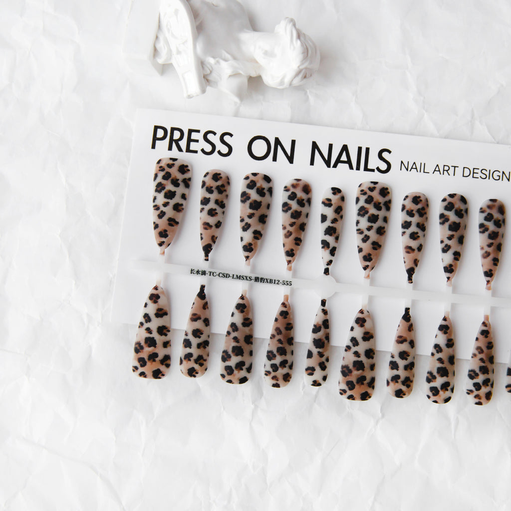 Press On Nails Background Semi-finished Products Prefabricated Nail Tip European And American Wave Mark French Leopard Print