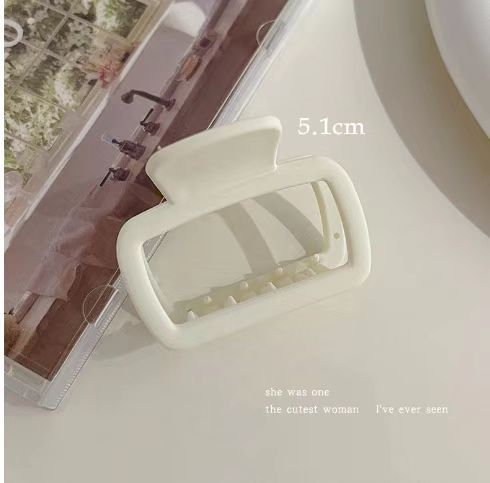 Small Square Clip Caramel-toned Shark Clip Hair Accessory For High Ponytails