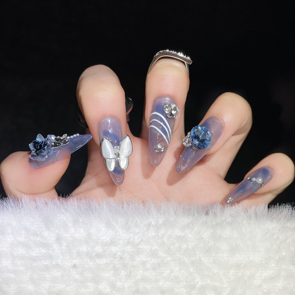 Narcissus Butterfly Rhinestone Nail Tips Elegant Cool High-End Handcrafted Wearable Nails