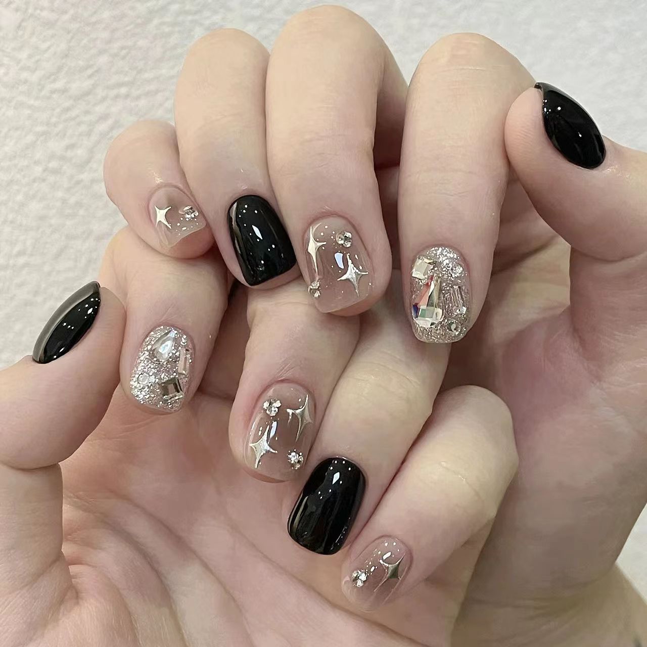Handmade Phototherapy Wear Armor Dark Black Rhinestone Nail Stickers