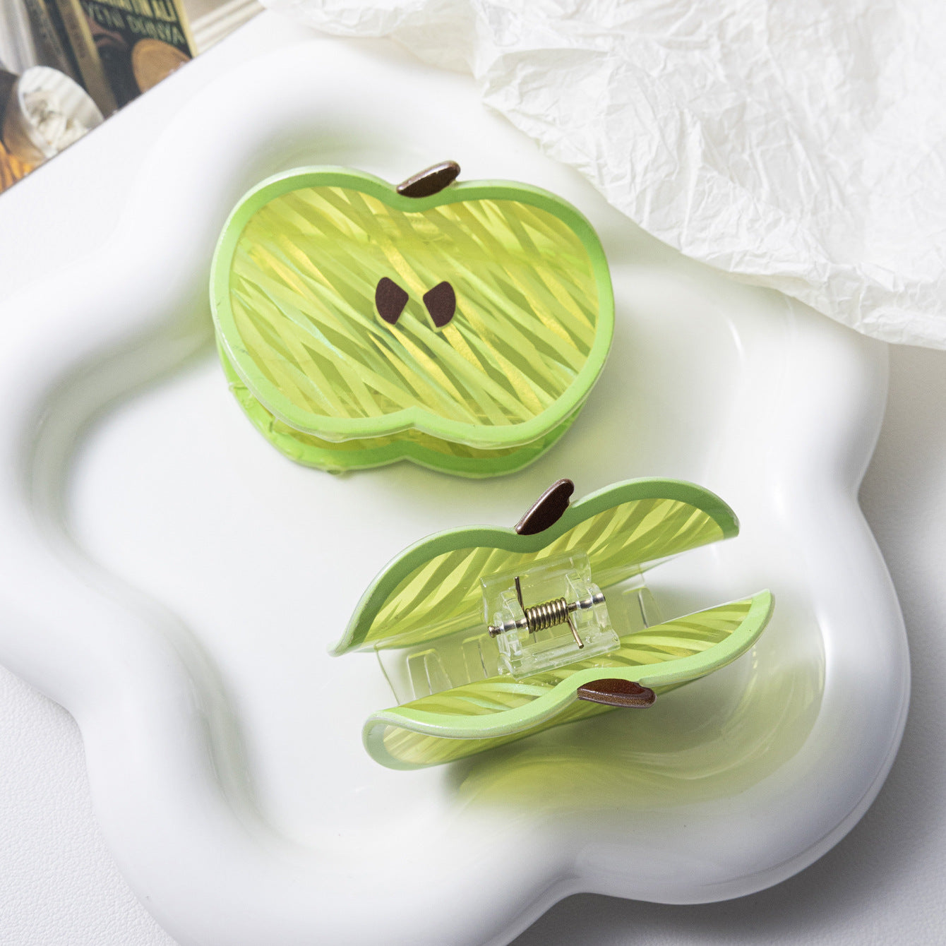 Cute Green Apple-shaped Claw Clip With Fruit Theme