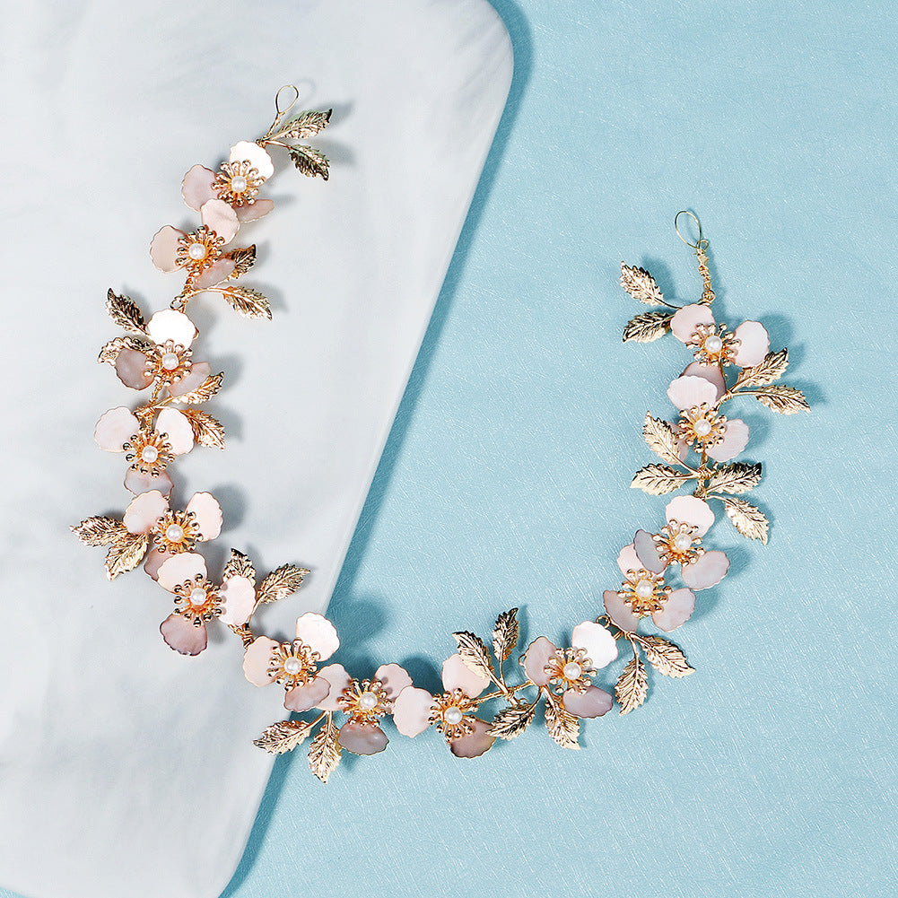 Three-dimensional forest flower headdress