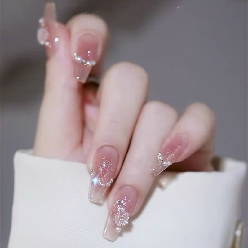 Wear Nail Milky White Gradient Crooked Peach Heart Nail Sticker