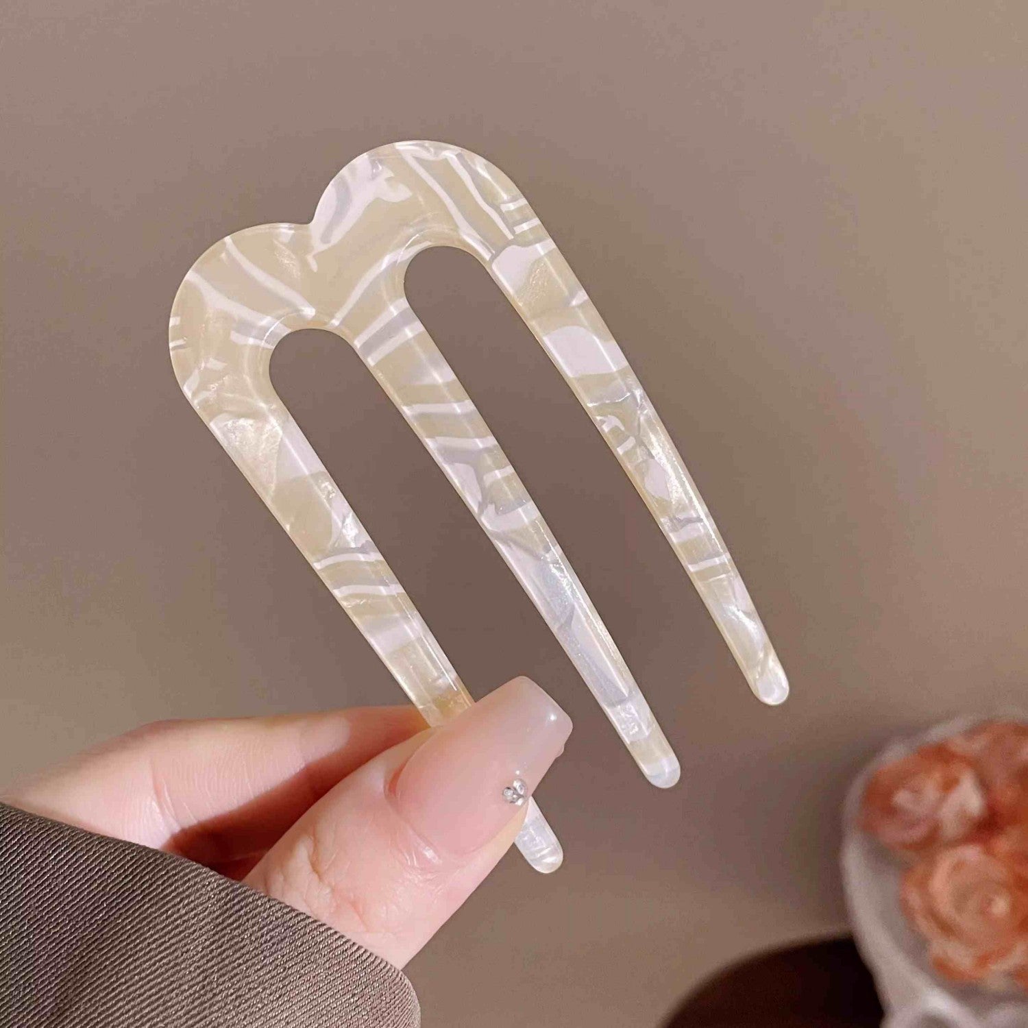 Retro Three Toothed U-shaped Hairpin For Women
