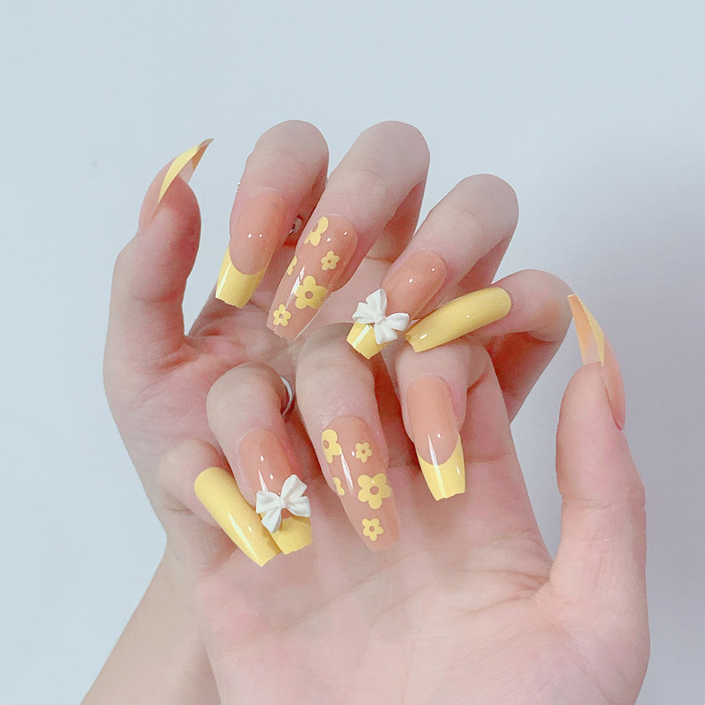 Goose Yellow Cream Small Flower French Wear Finished Nail Beauty Fake Nails Removable Nail Tip