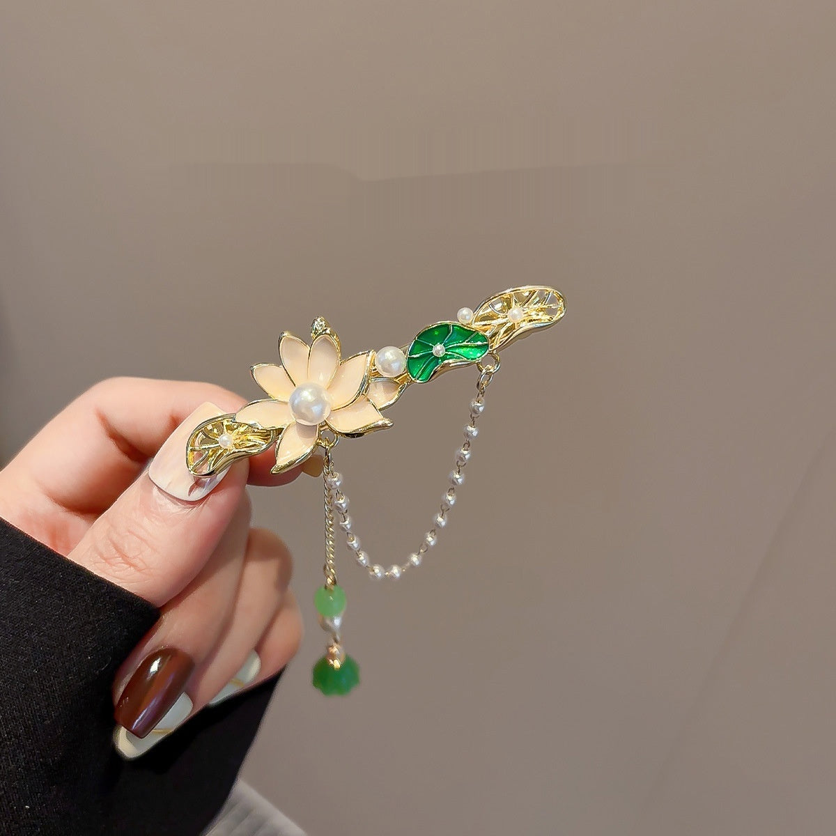 Clip Hairware Full Diamond Wheat Grip