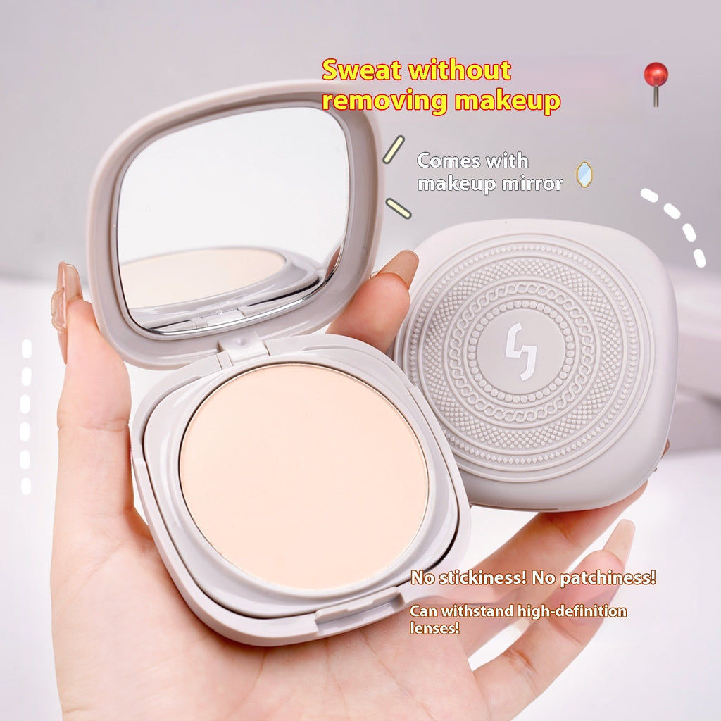 Silky Soft Mist Waterproof Wet And Dry Foundation