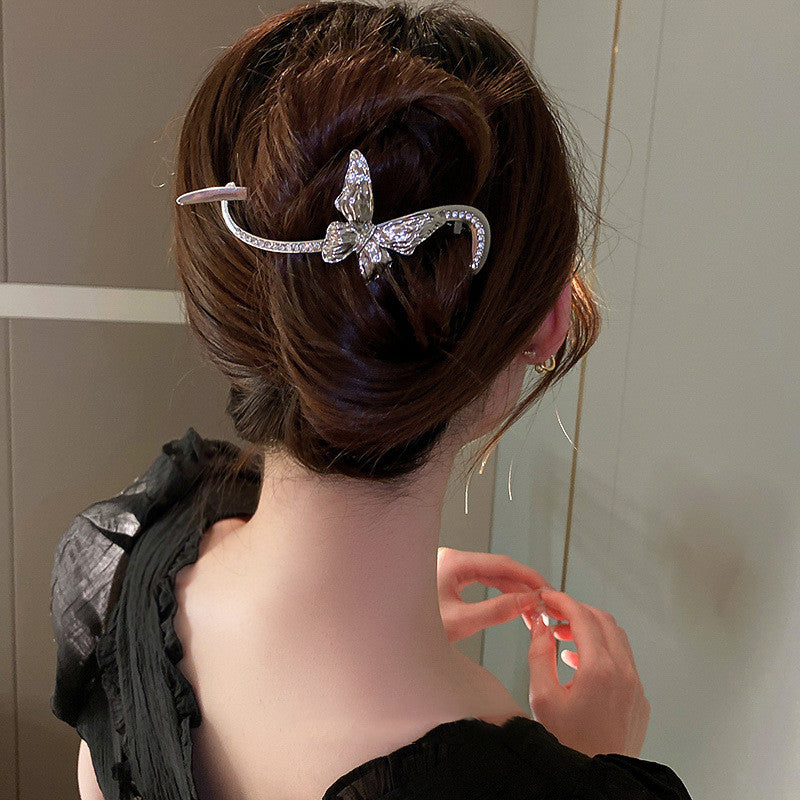 Frigid Wind Diamond-studded Pleated Butterfly 8-character Hairpin