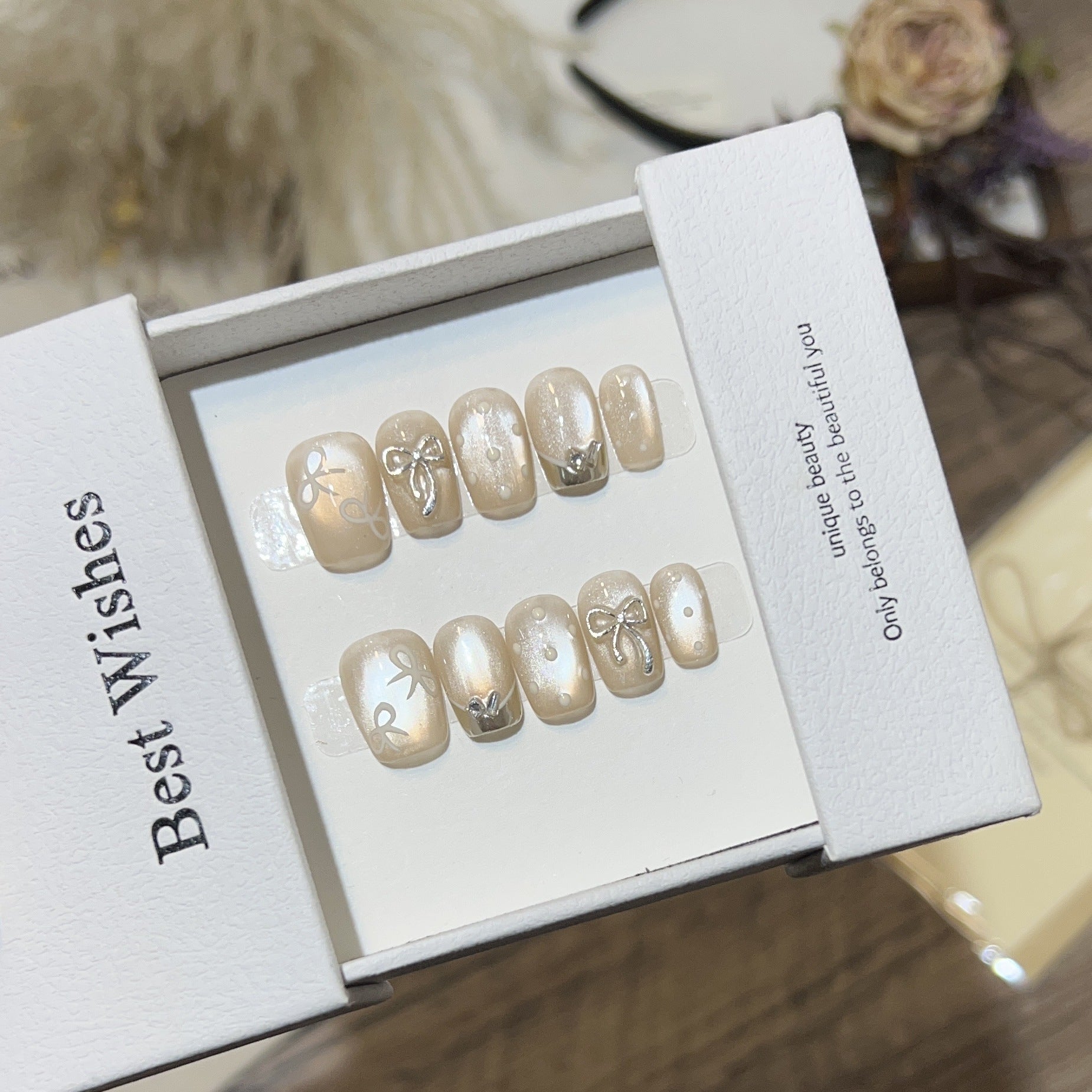 Best wishes Cat Eye Kafuu Wear Nail Short High-grade Atmosphere Light Bulb Cat Eye Manicure