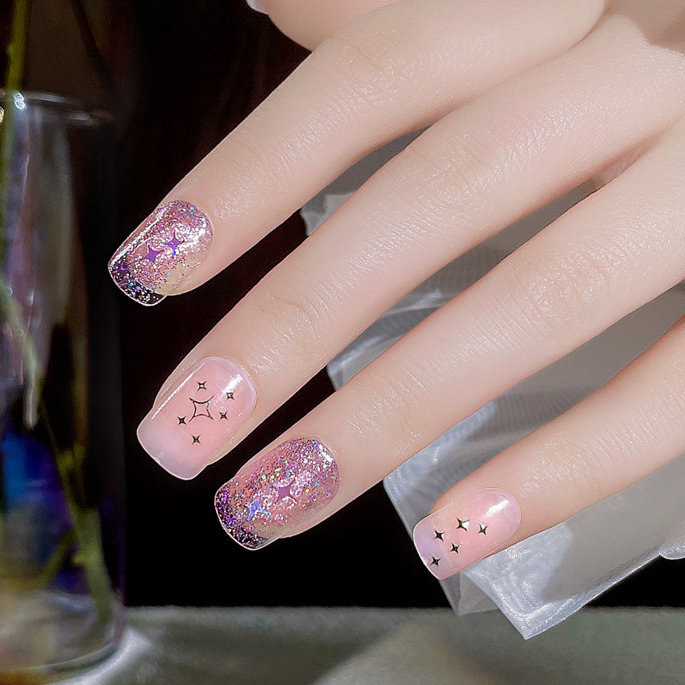 Fake Nail Patches Hand Wearing Art
