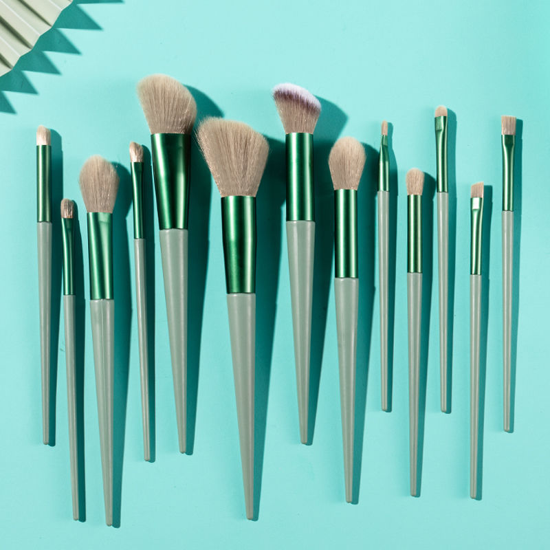 Contouring Blush Eyeshadow Brush General Professional Essentials