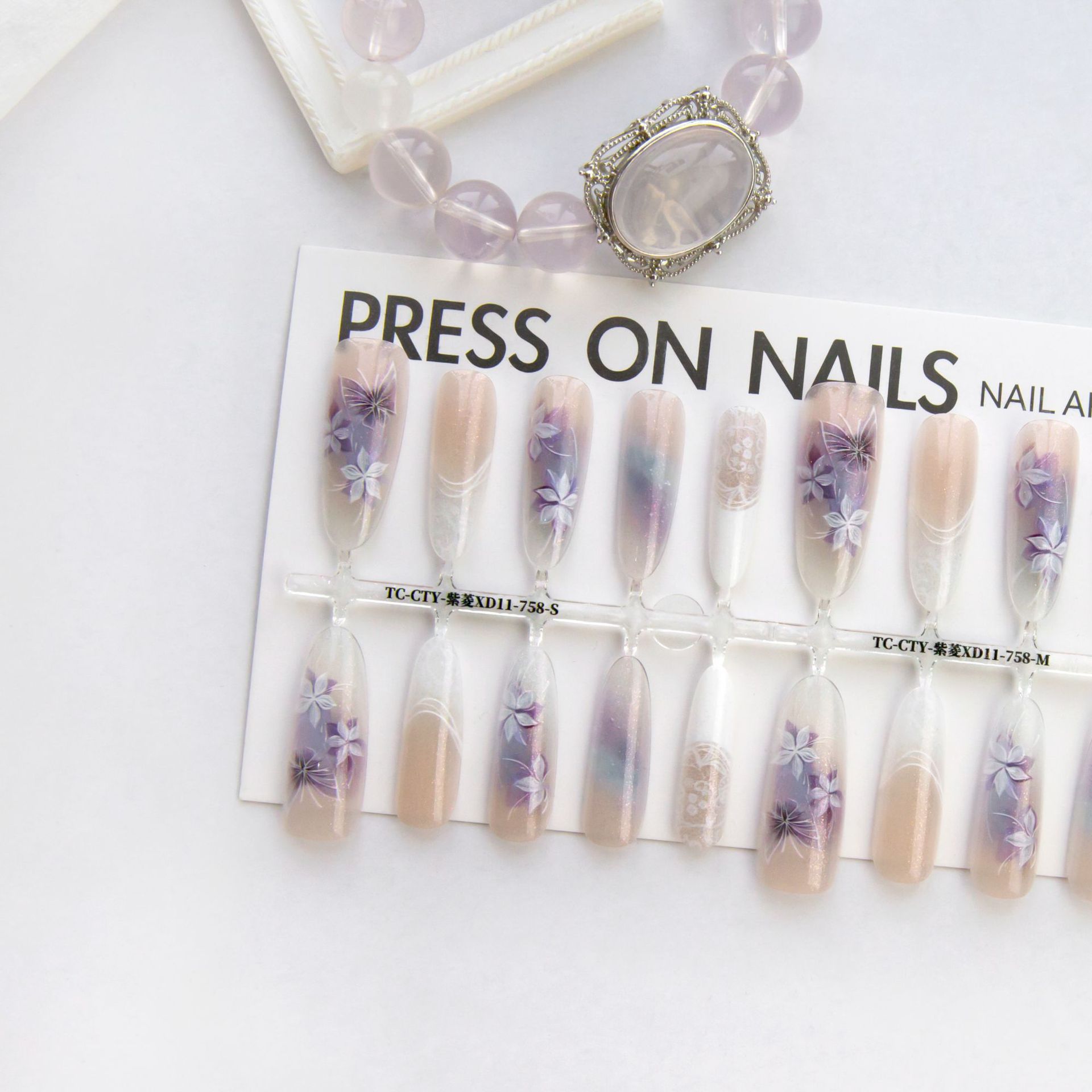 Chinese Style Traditional Butterfly Oval Almond Prefabricated Nail Art