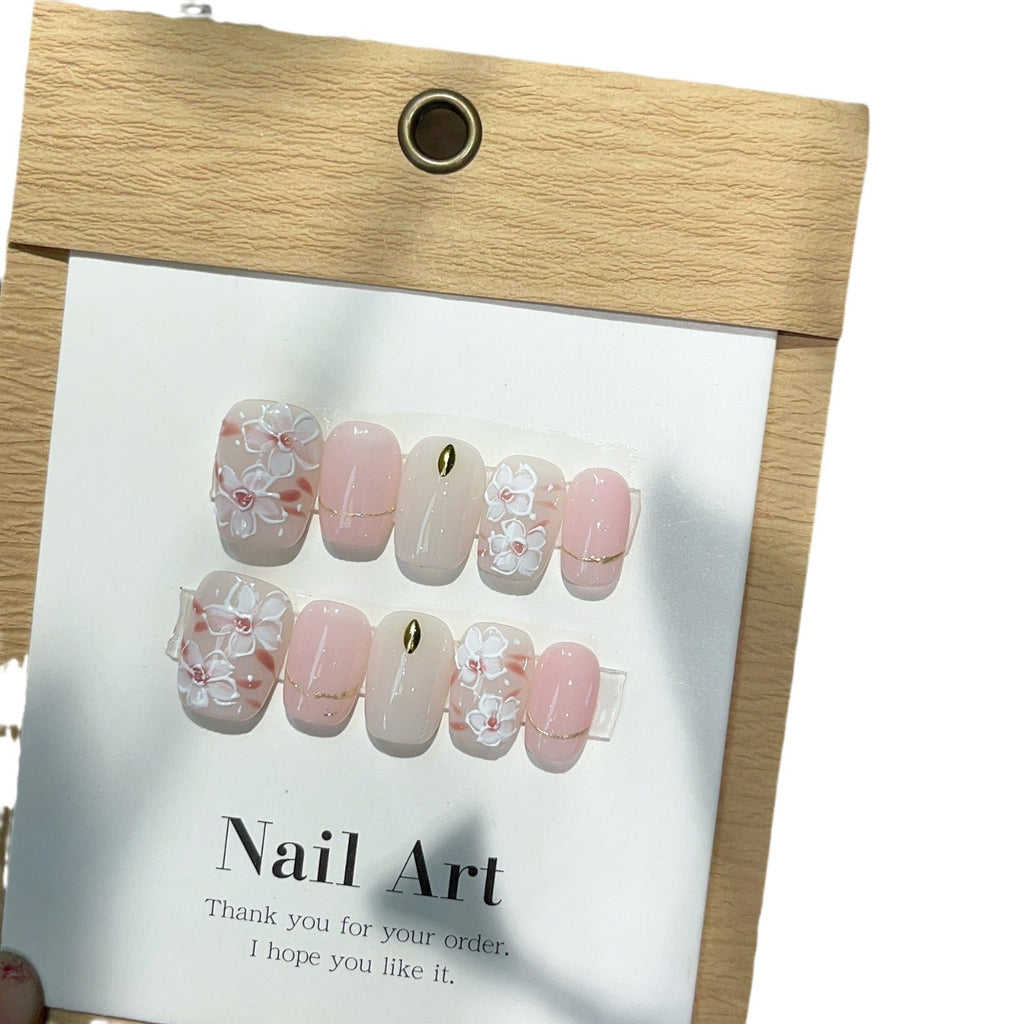 Handmade Nail Art Stickers To Create A Refined Complexion-enhancing And Elegant Look