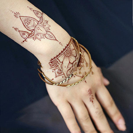 Brown Hannah Plant Henna Hand Painted Cream