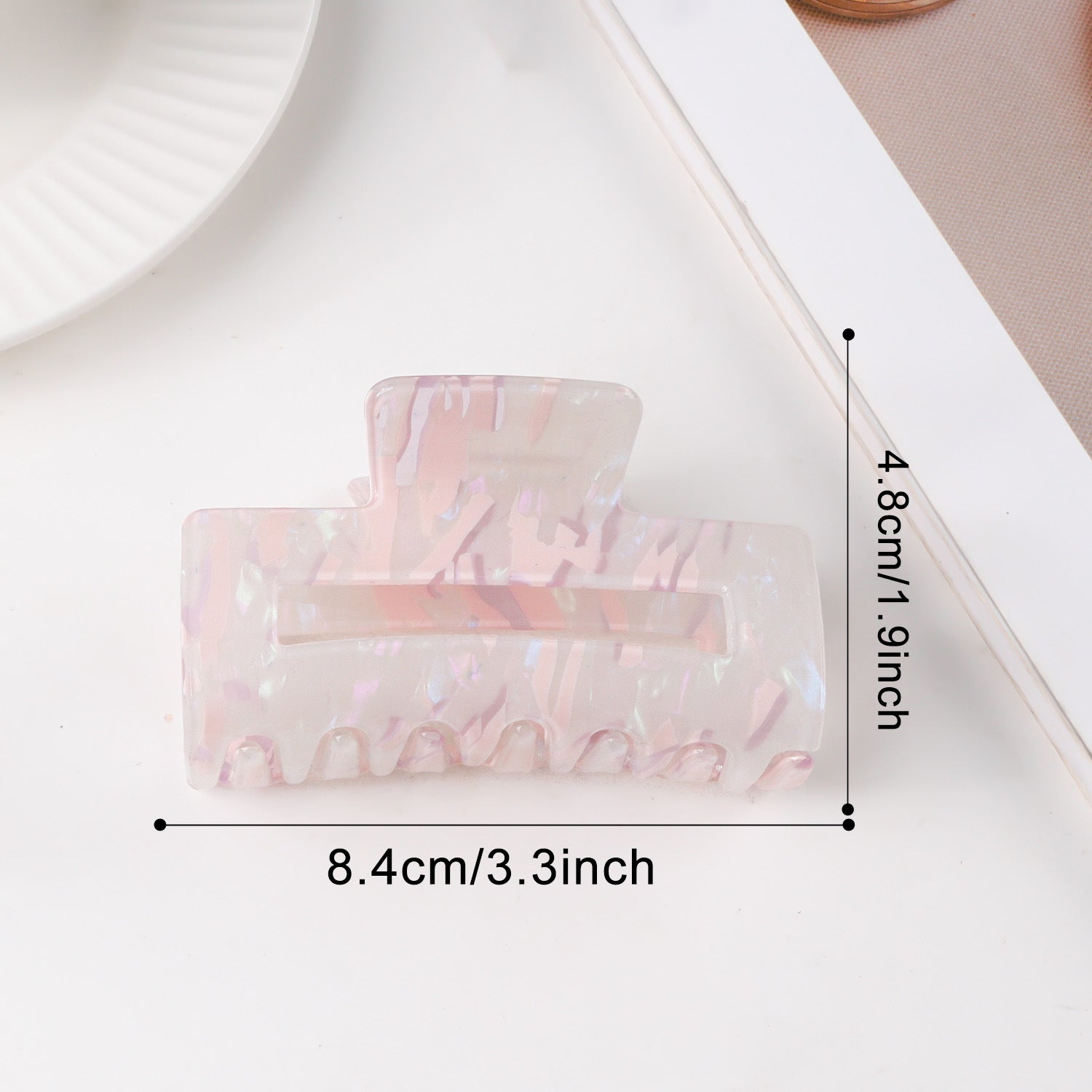 Multi-color Textured Minimalist Chic Versatile Shark Clip