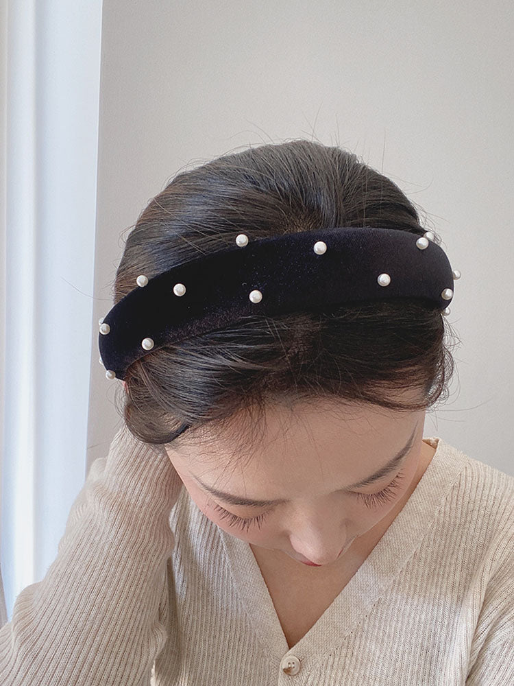 Black Velvet Pearl Sponge Headband