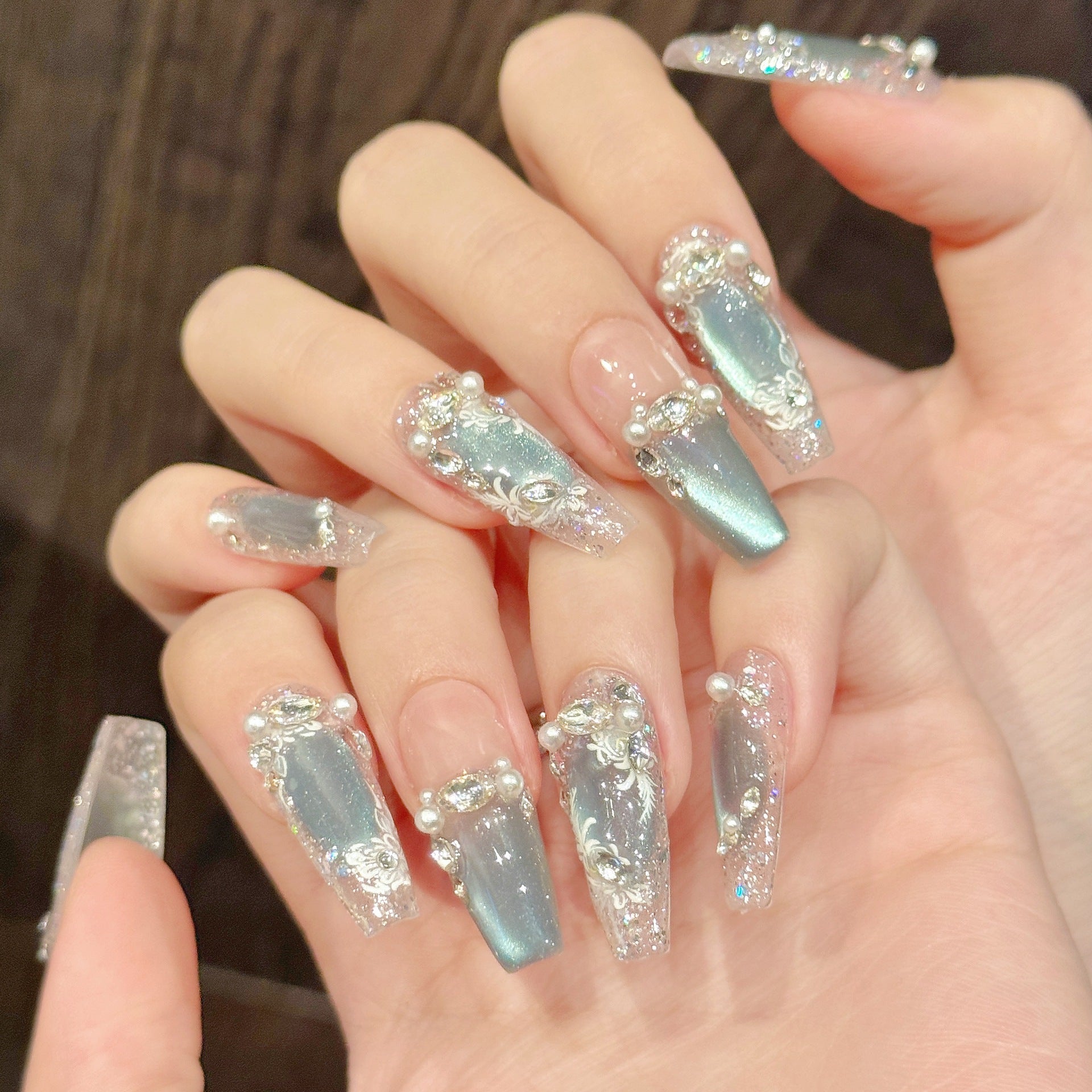 Ice-transparent Blue Crystal Cat-eye Pearl Whitening Nail Stickers