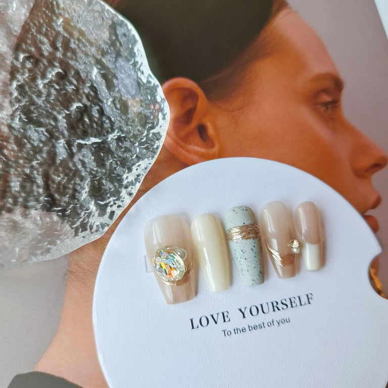 Autumn And Winter Atmosphere Wear Nail Patch Warm Color High Sense Metallic Pile Rhinestone