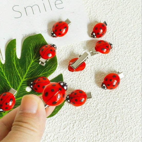 Creative And Quirky Korean-style Faux Ladybug Hair Clip