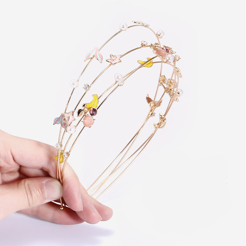 Simple forest girl with hair thin headband