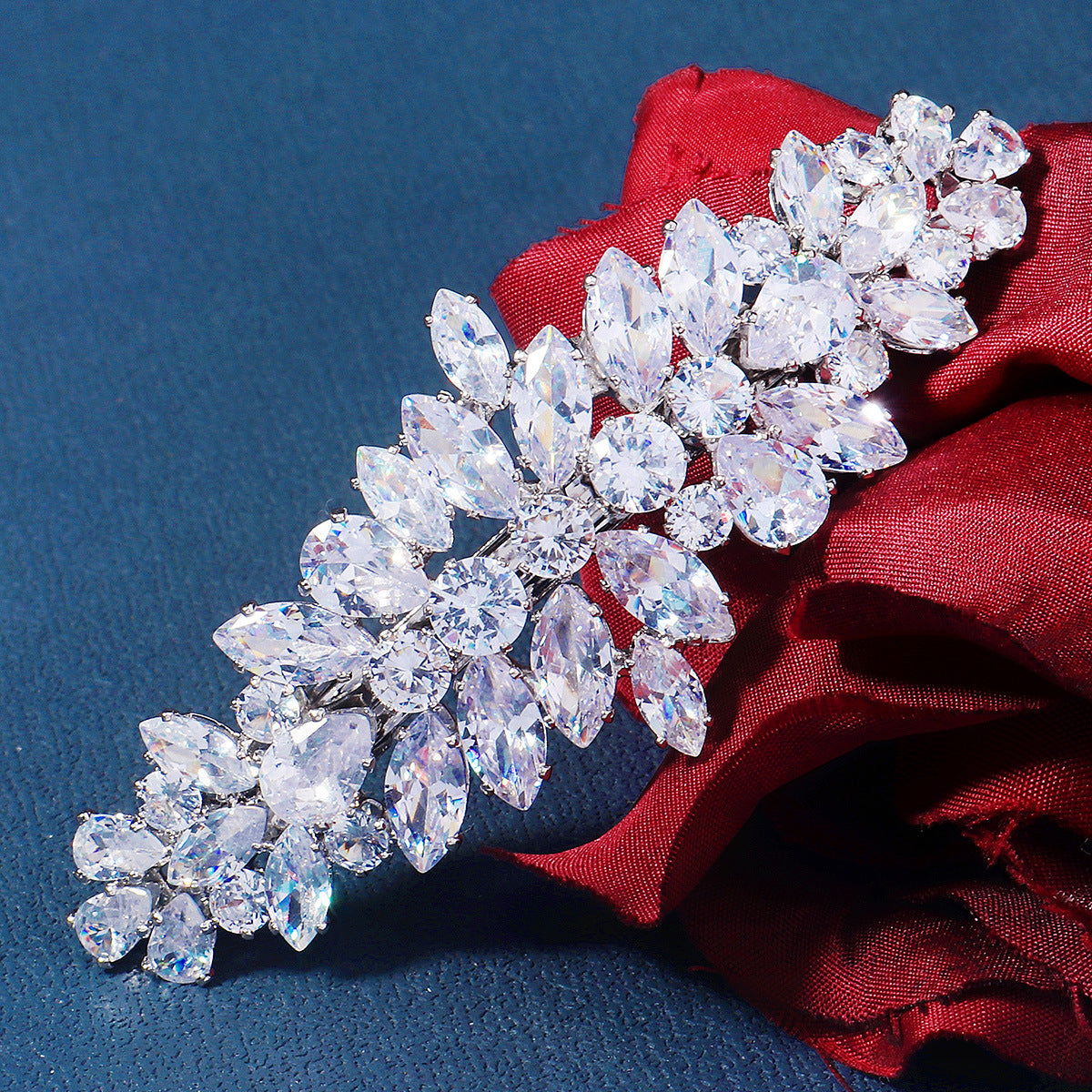 Women's Inlaid Zircon Spring Clip