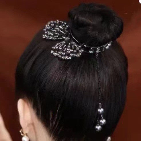 Advanced Metal Bow Tassel Ball Clip