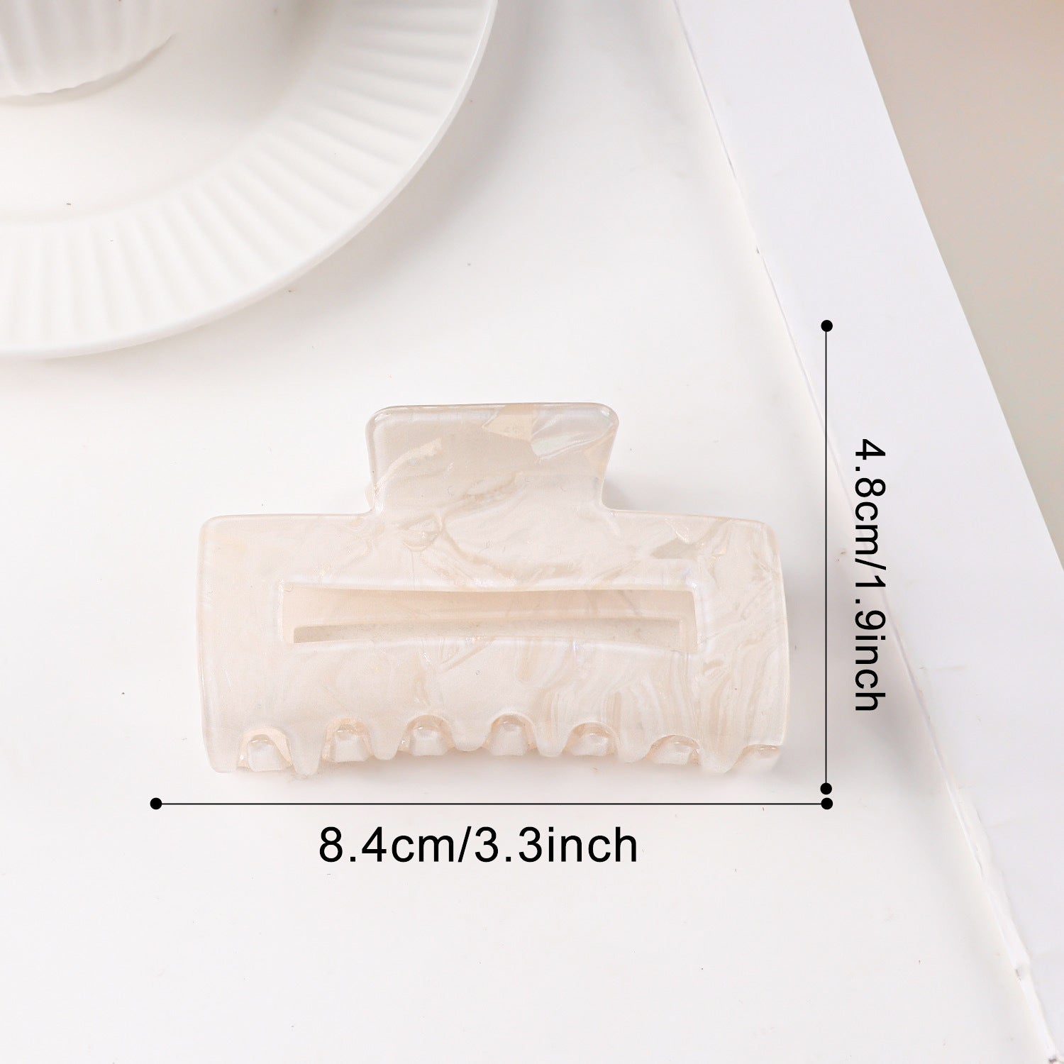 Multi-color Textured Minimalist Chic Versatile Shark Clip