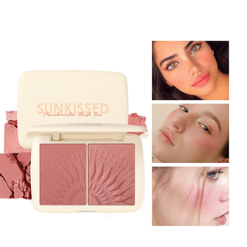 Sunkissed Three-dimensional Light Effect Highlighting Blush Shadow
