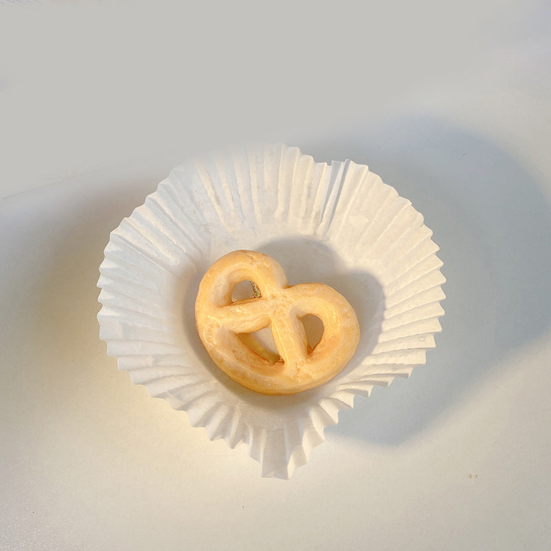 Creative Fashion Women's Cookie And Biscuit Hairpin