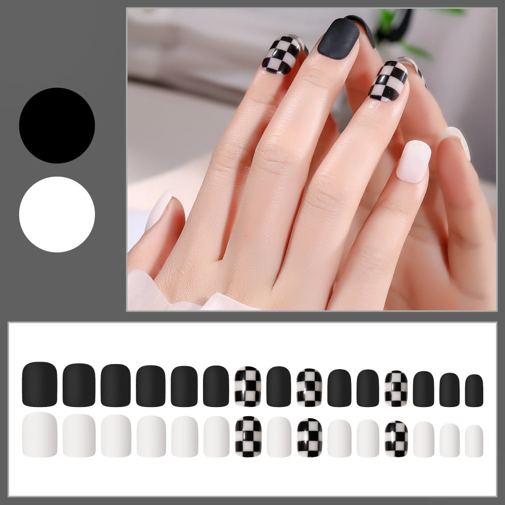 Lulaa Fake Nail Patches Hand Wearing Art