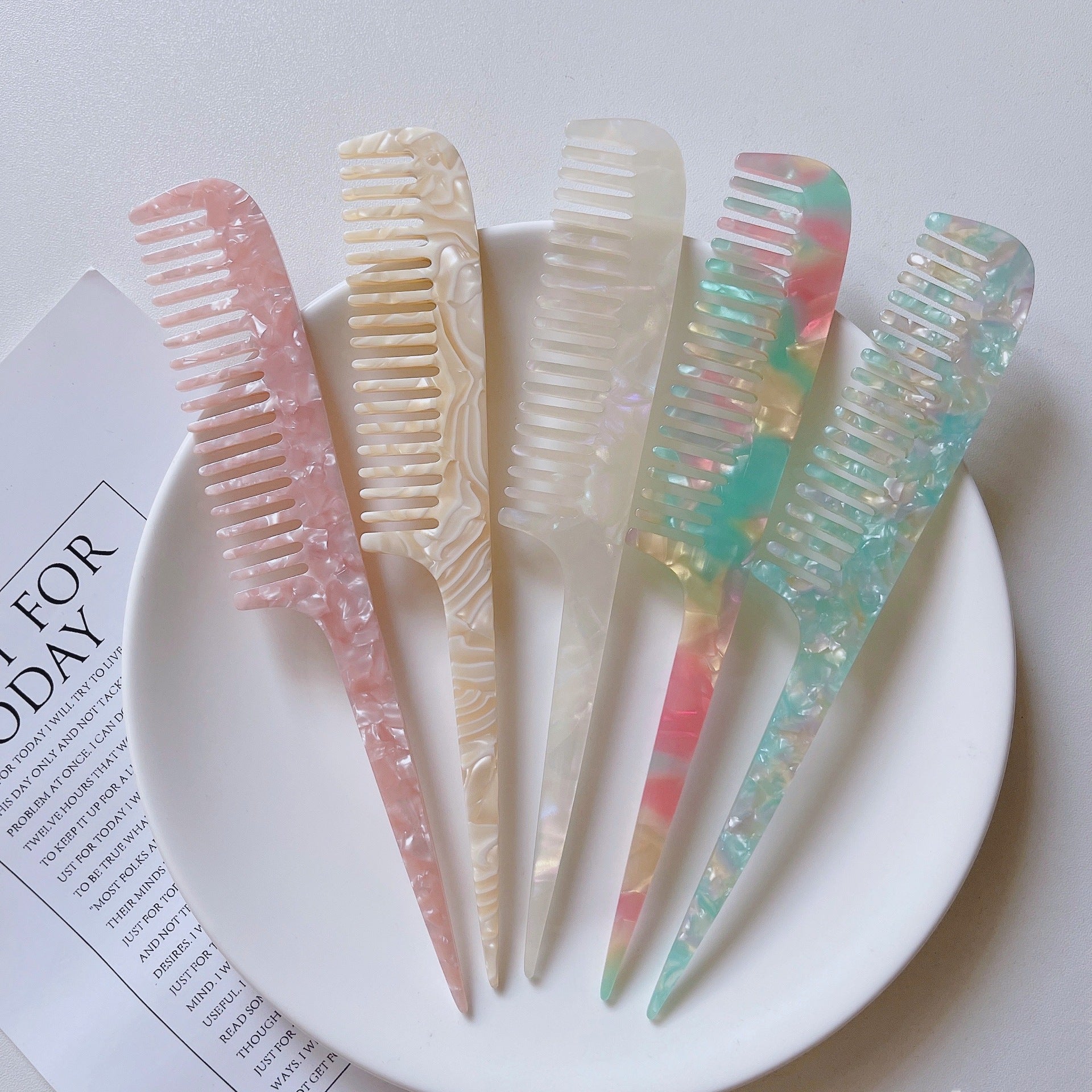 Simple Marble Texture Acetate Long Handle Pointed Tail Comb