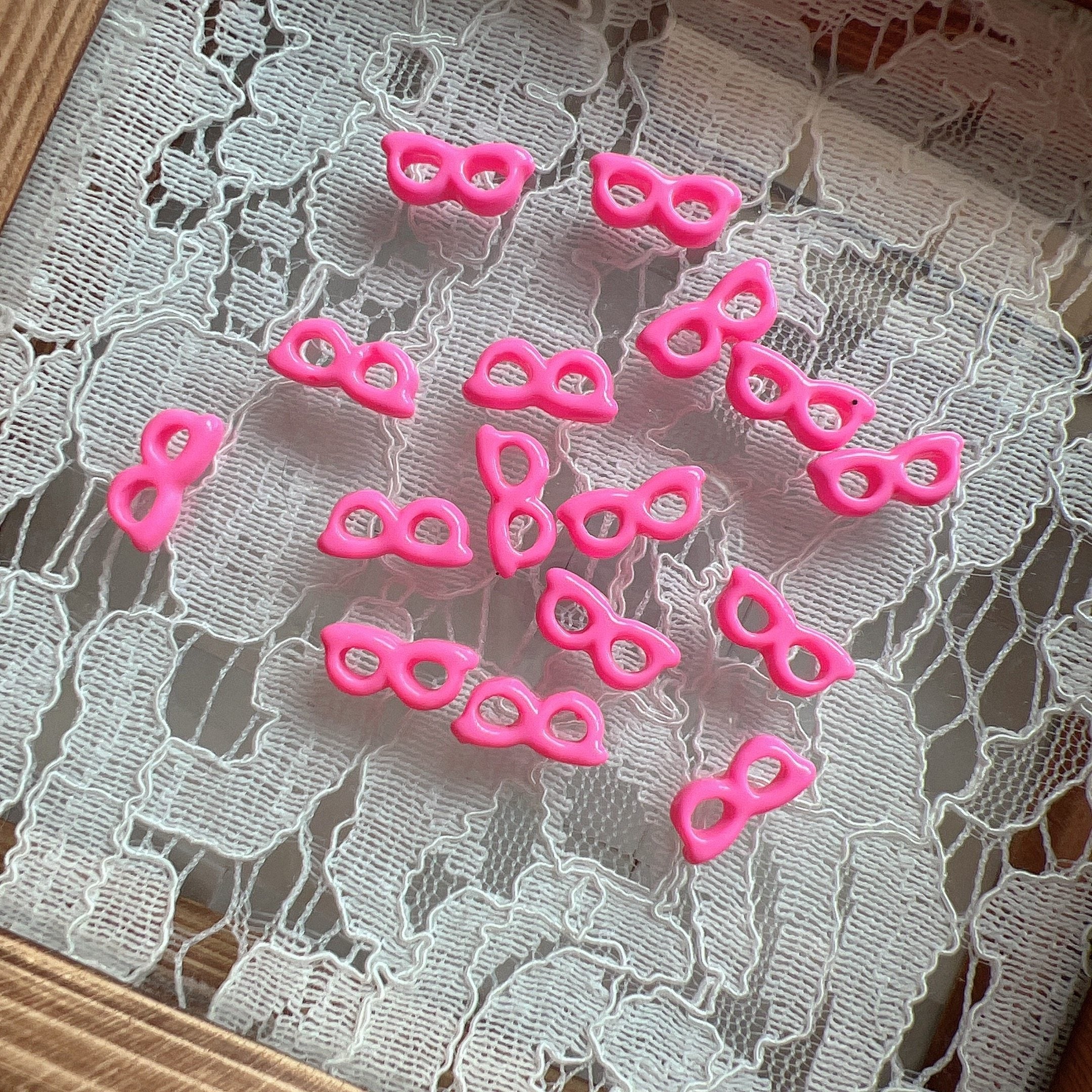 Nail Resin Accessories Rose-red Eyewear Ornaments For Nails