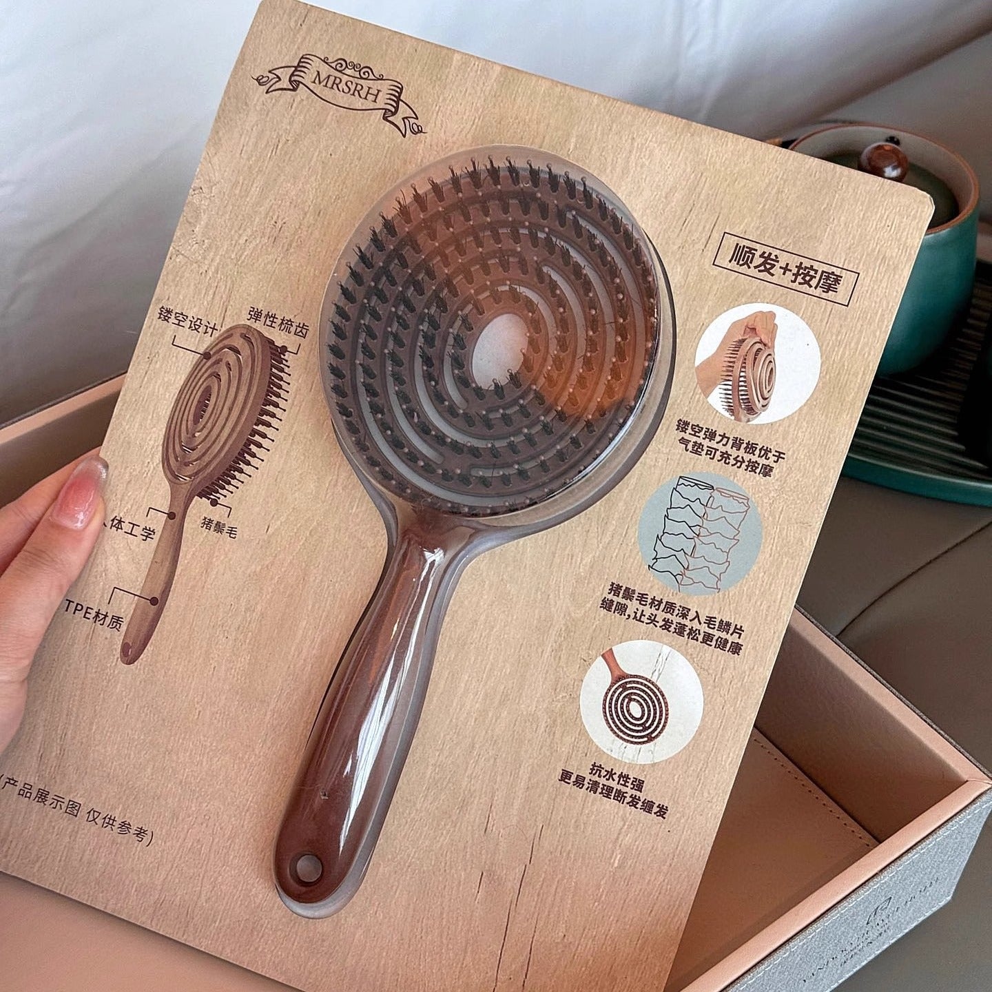 Hollow Out Massage Comb Household