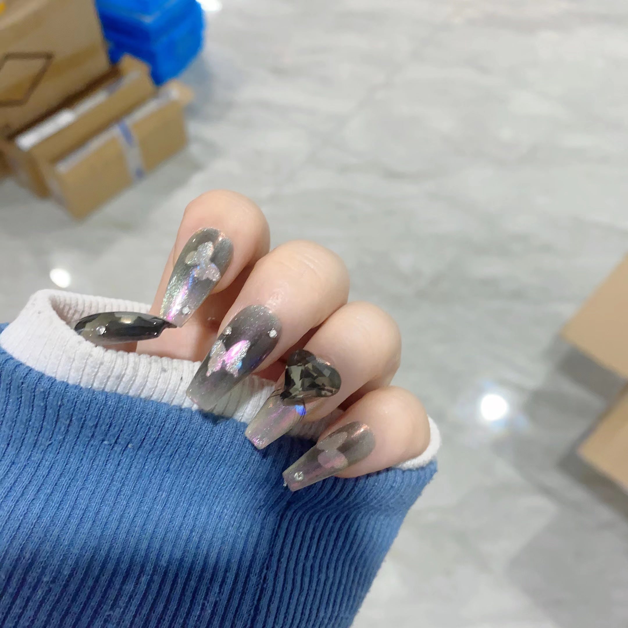 False Nail Patch Can Be Taken With Phantom Butterfly